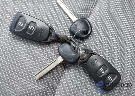 2014 Hyundai Accent Gs из США, поврежденный, VIN KMHCT5AE6EU165669